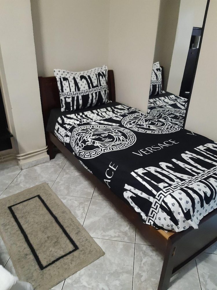 Standard Triple Room photo 2