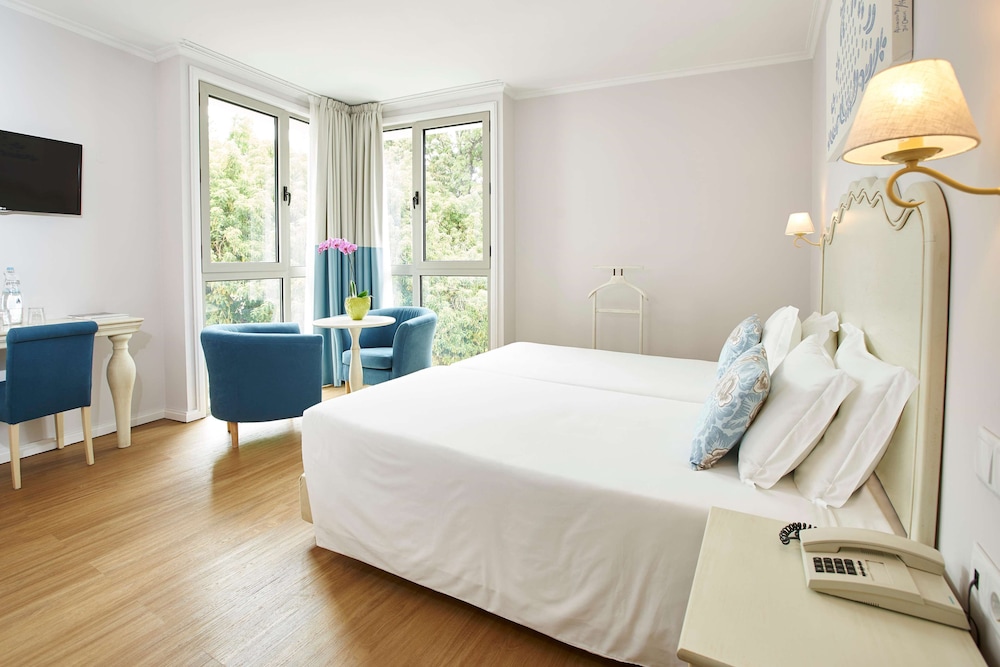 Superior Room, Connecting Rooms