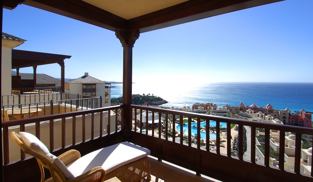 Deluxe Room, Ocean View (2 adultos + 2 niños)