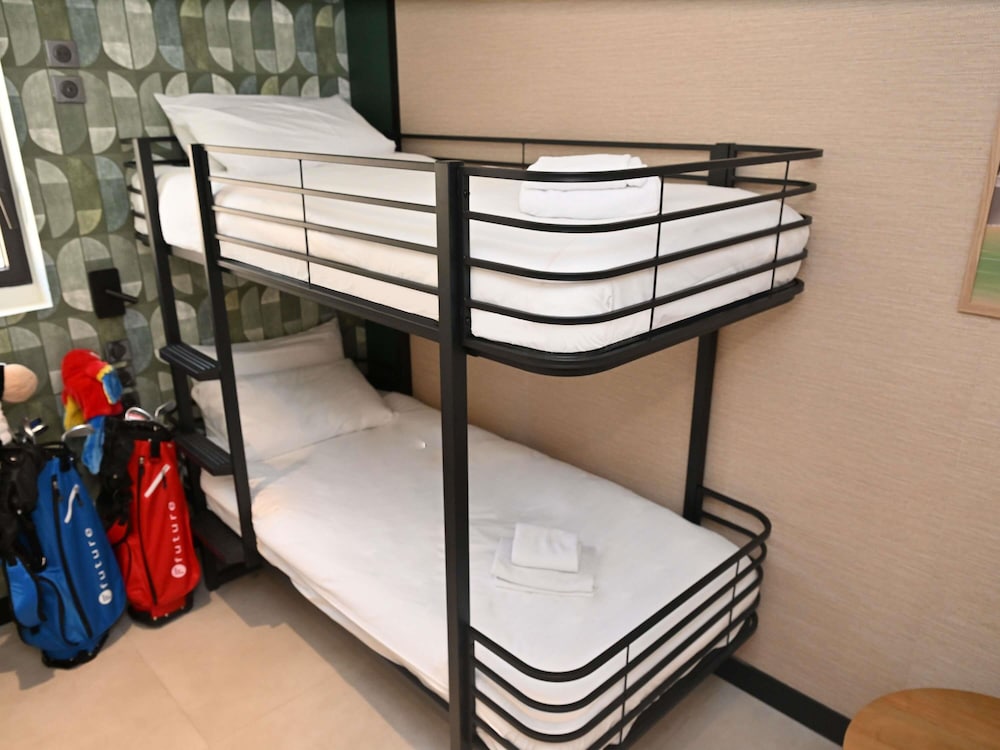 Standard Room, Multiple Beds - Photo 2
