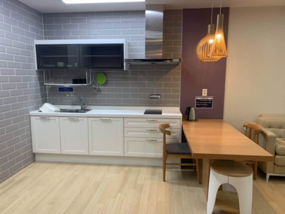 Condo, Ocean View (34 Pyeong) photo 2