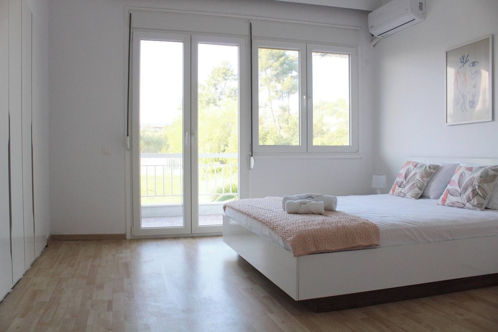 Villa, 6 Bedrooms, Balcony