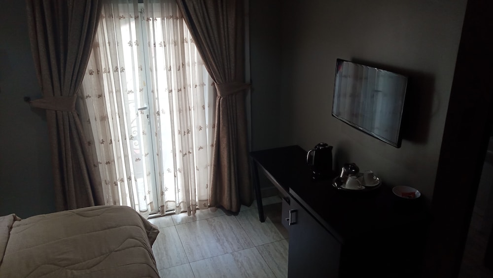 Standard Room - Photo 3