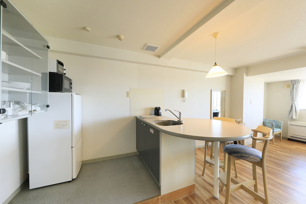 [Non-Smoking] Western Room (2 Beds+2 Sofa Beds)/Ocean View - Photo 7