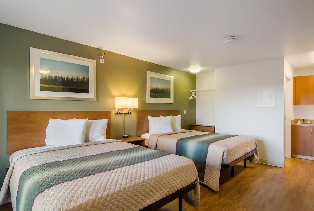 Studio, 2 Queen Beds, Non Smoking - Photo 1