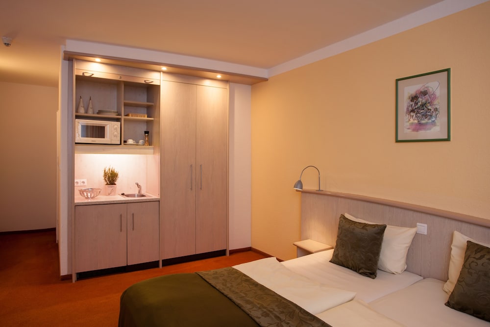 Double Or Twin Room - Photo 6