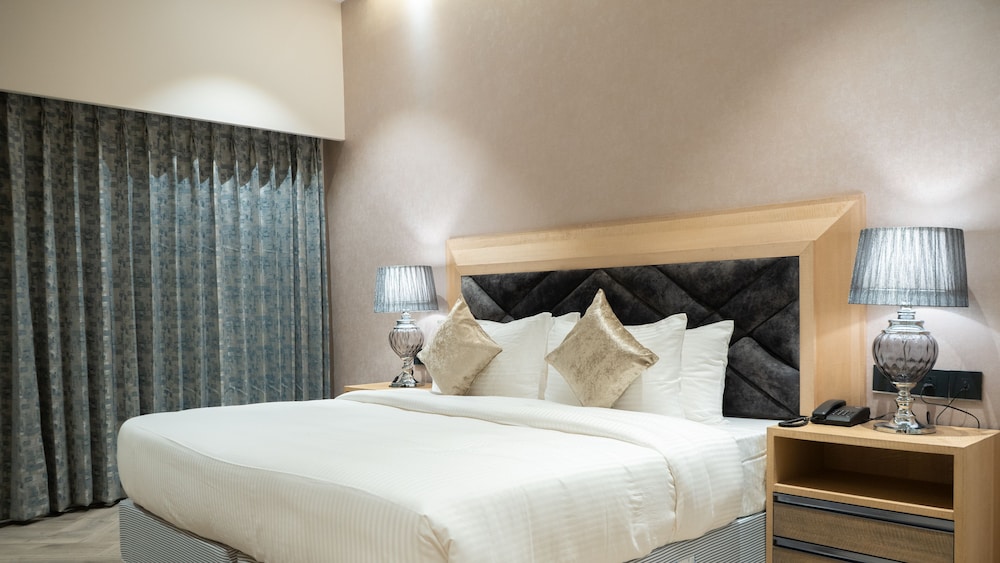 Standard Double Room - Photo 7
