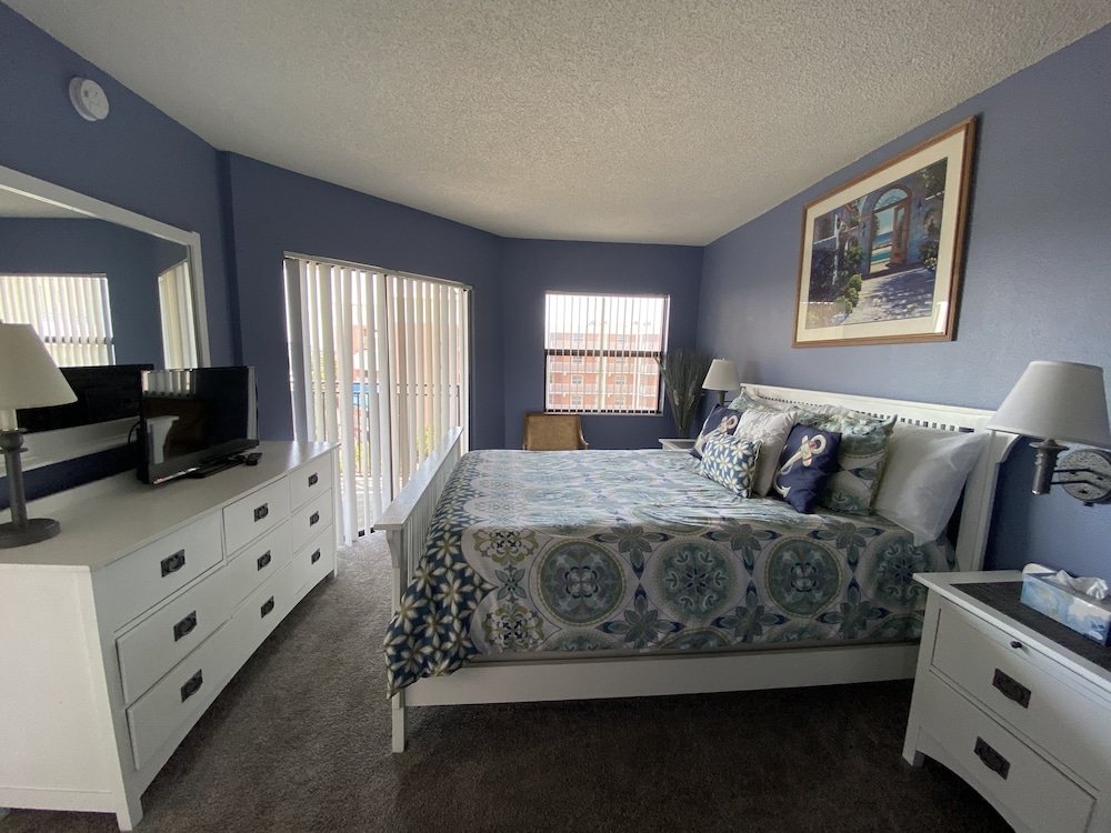 Bay View Condo 511 photo 2