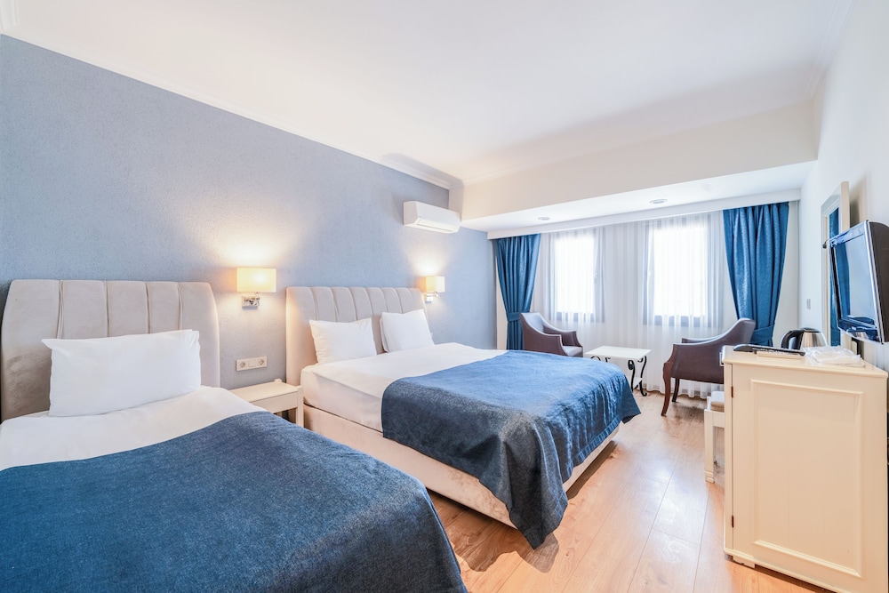 Triple Room with Sea View photo 1
