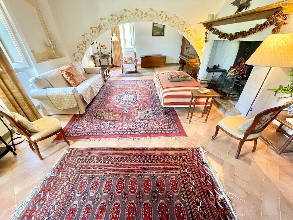 Villa, 5 Bedrooms, Smoking, Private Pool photo 3