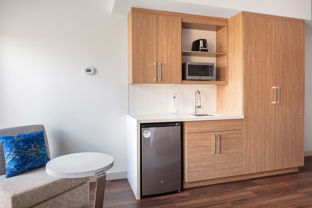 Suite, 1 Bedroom photo 2
