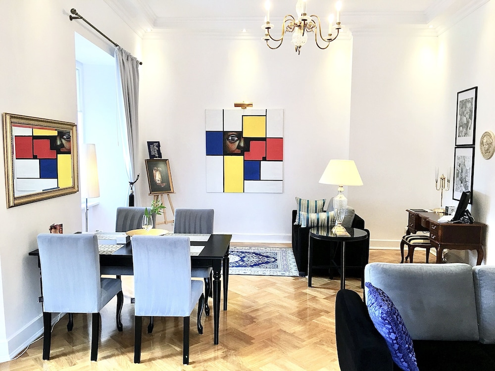 Luxury Suite, 1 Bedroom (Market Square view, 80 m2)