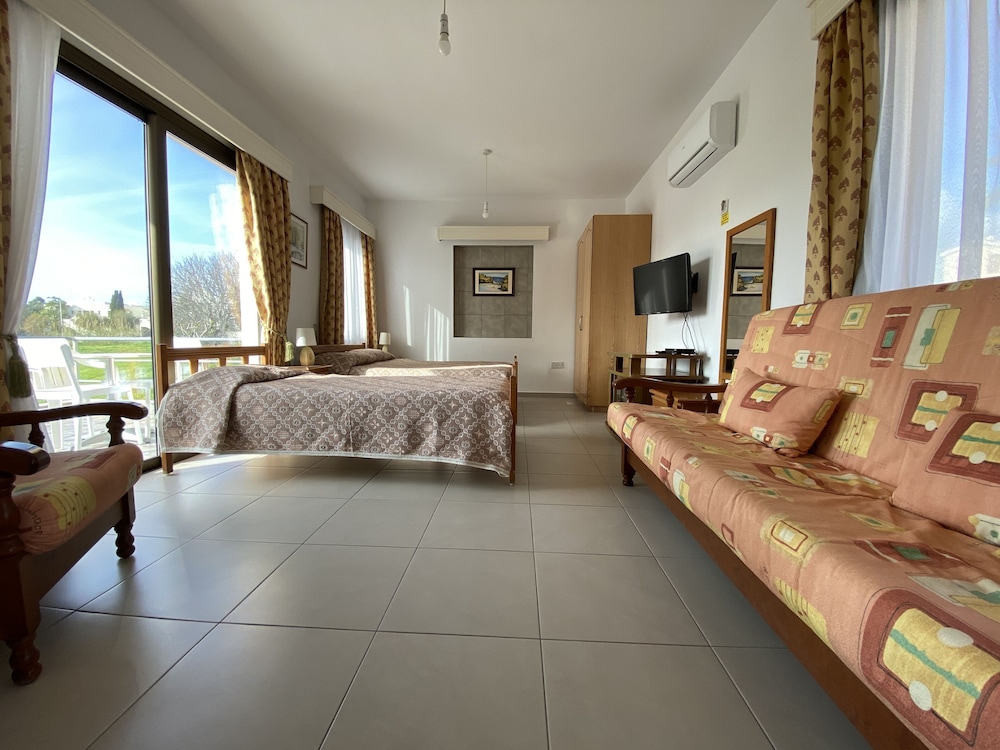 Apartment, 1 Bedroom, Sea View (for 3) photo 2