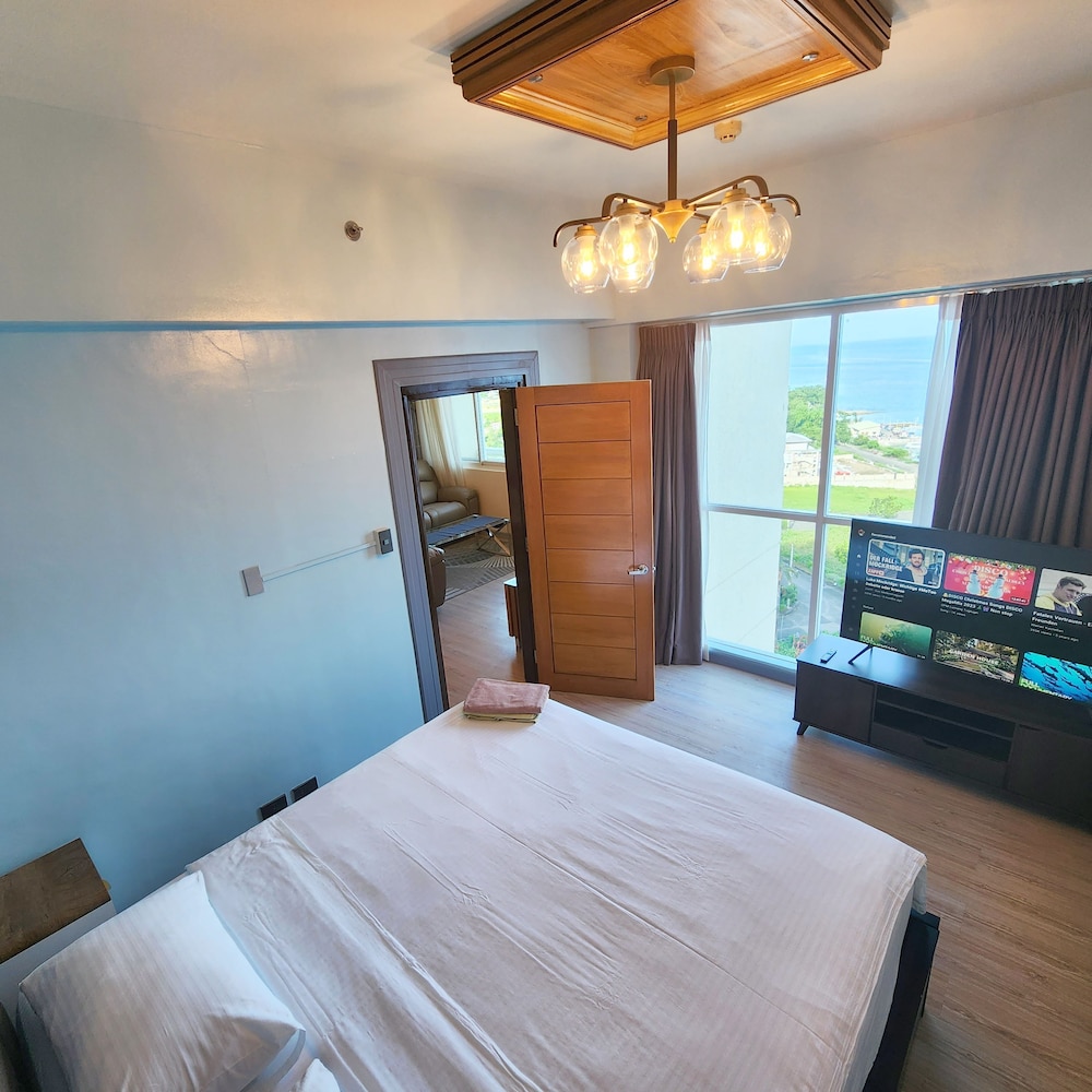 Deluxe Condo, 2 Bedrooms, Ocean View, Beachfront photo 3