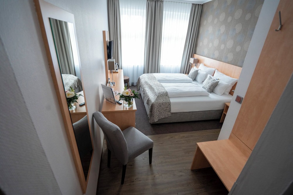 Classic Double Room - Photo 3
