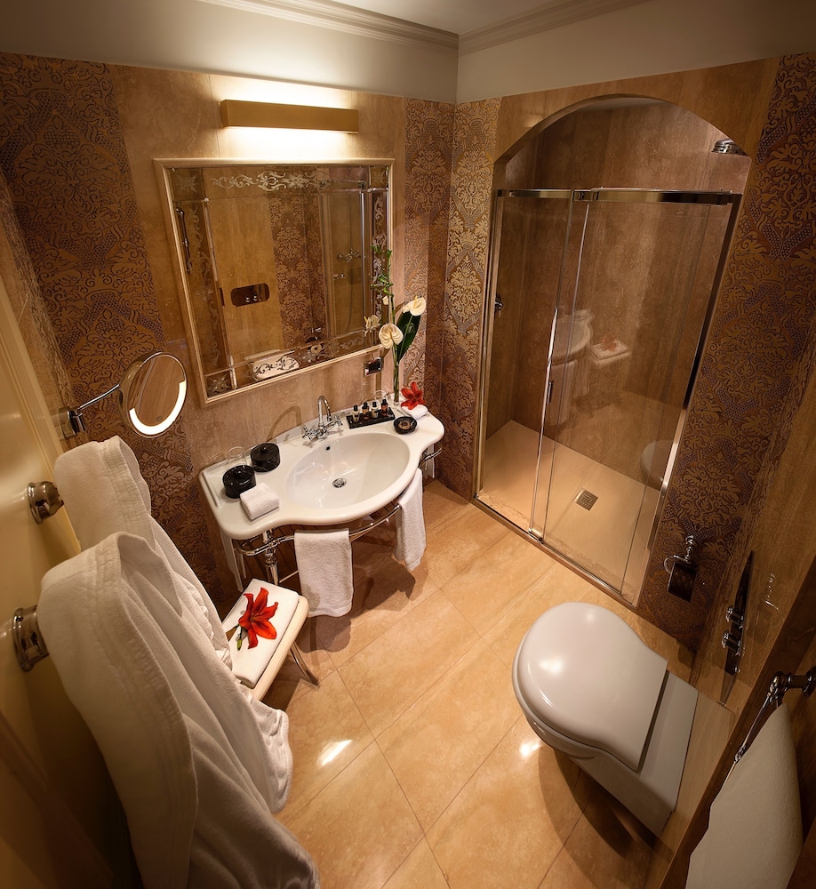 Junior Studio Suite, Lagoon View - Photo 13