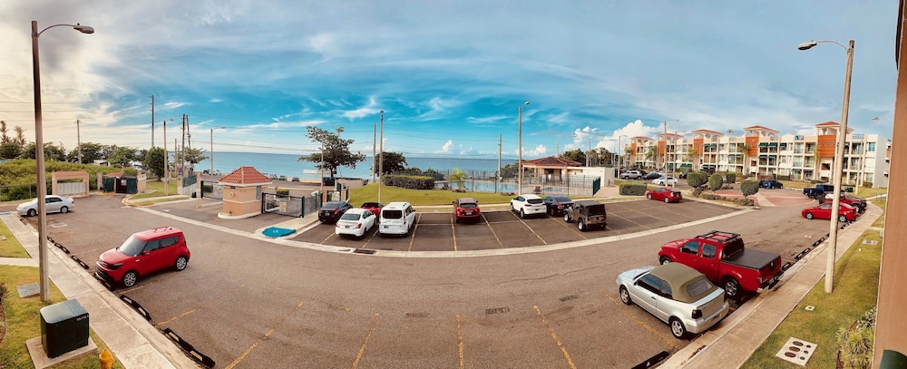 Family Suite, 3 Bedrooms, Ocean View, Oceanfront (OFS b201) - 2nd Floor photo 2
