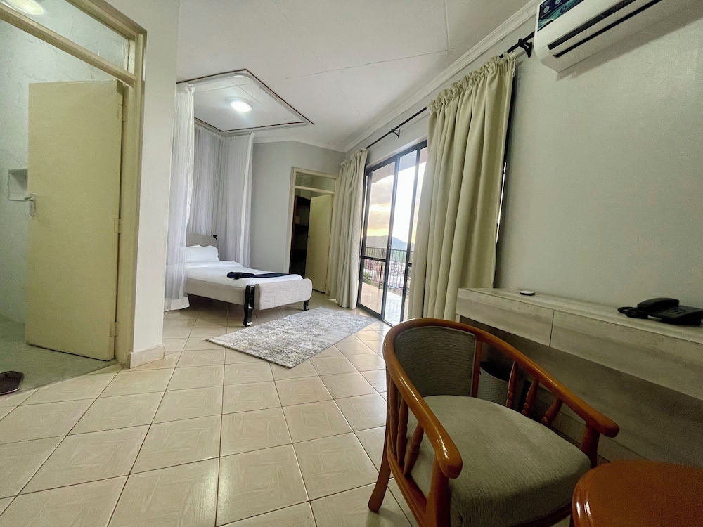 Superior Single Room, Balcony, City View photo 1