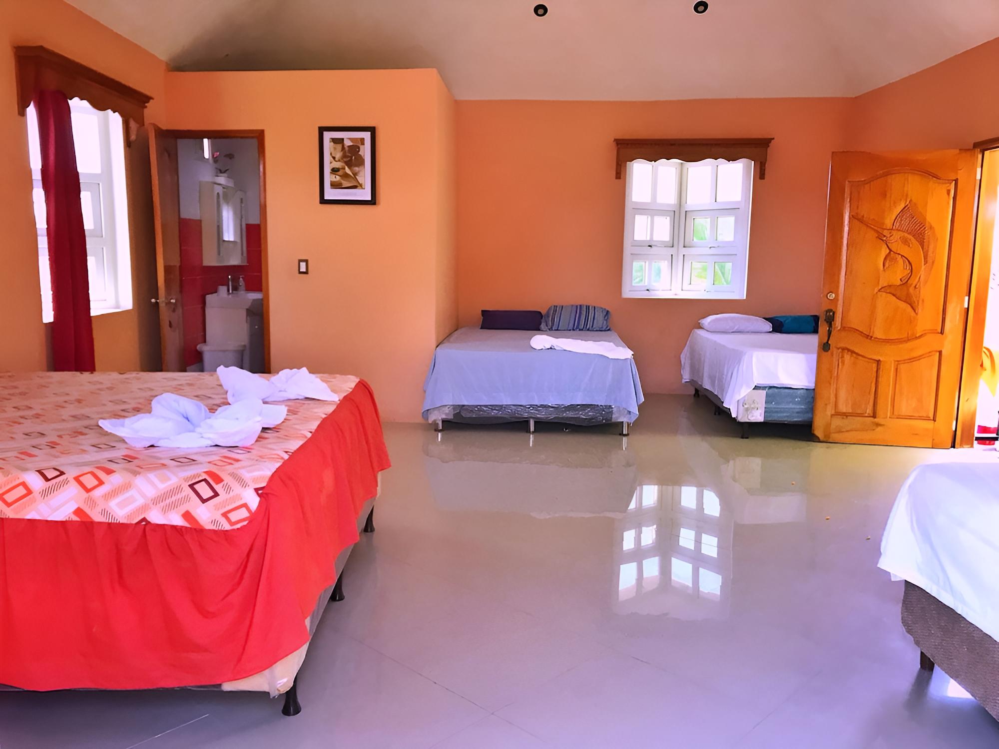 Deluxe Quadruple Room photo 2
