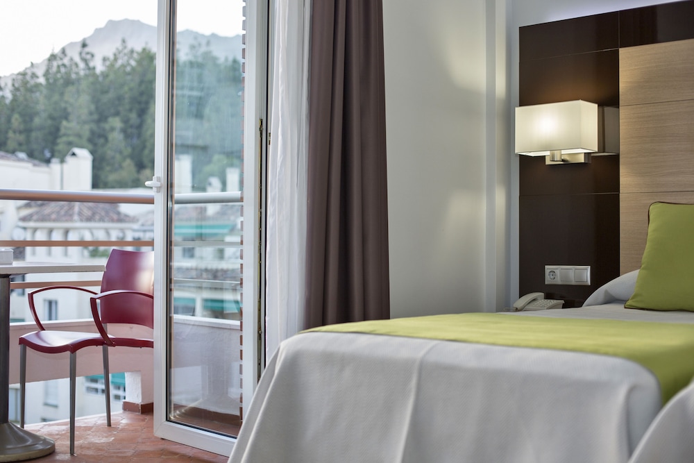 Standard Room - Photo 9