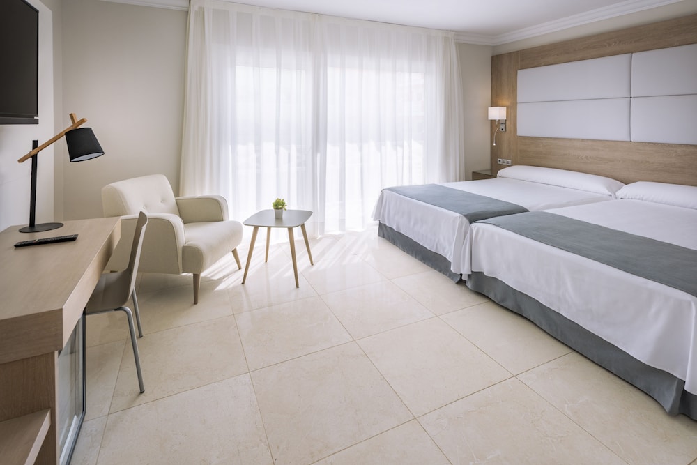 Basic Double Room