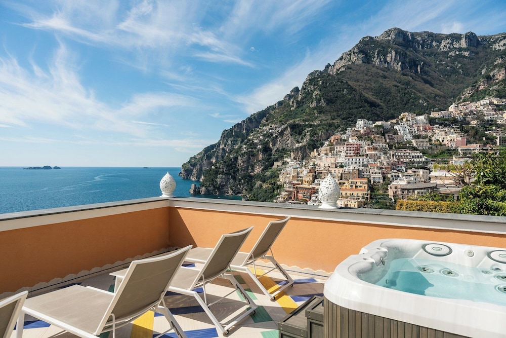 Suite, 2 Bedrooms, Sea View, Annex Building, outside the main hotel