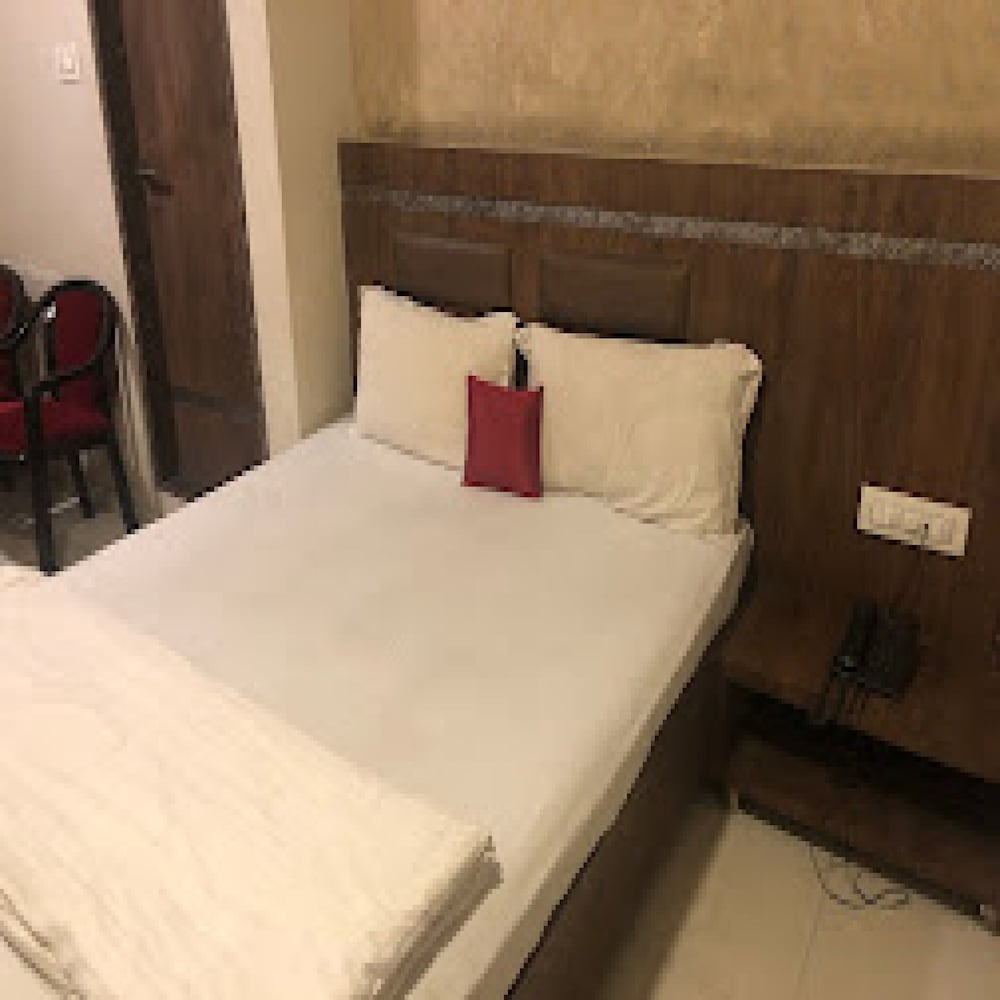 Deluxe Double Room photo 2