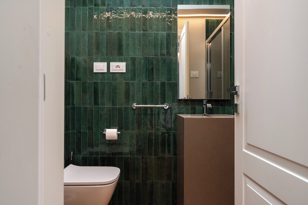 Suite Presidenziale con terrazzo e Jacuzzi, vista Portofino - Photo 51