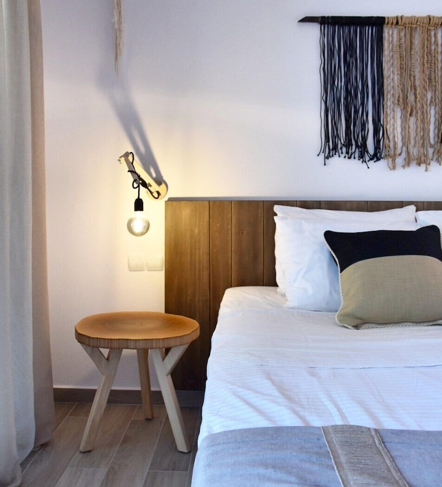 Deluxe Apartment, 1 Bedroom, City View, Ground Floor (Harmony) photo 1