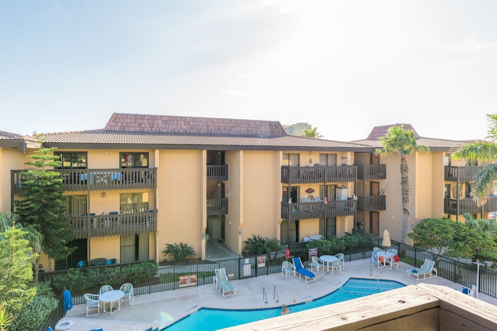 Superior Condo, Multiple Beds, Balcony, Pool View