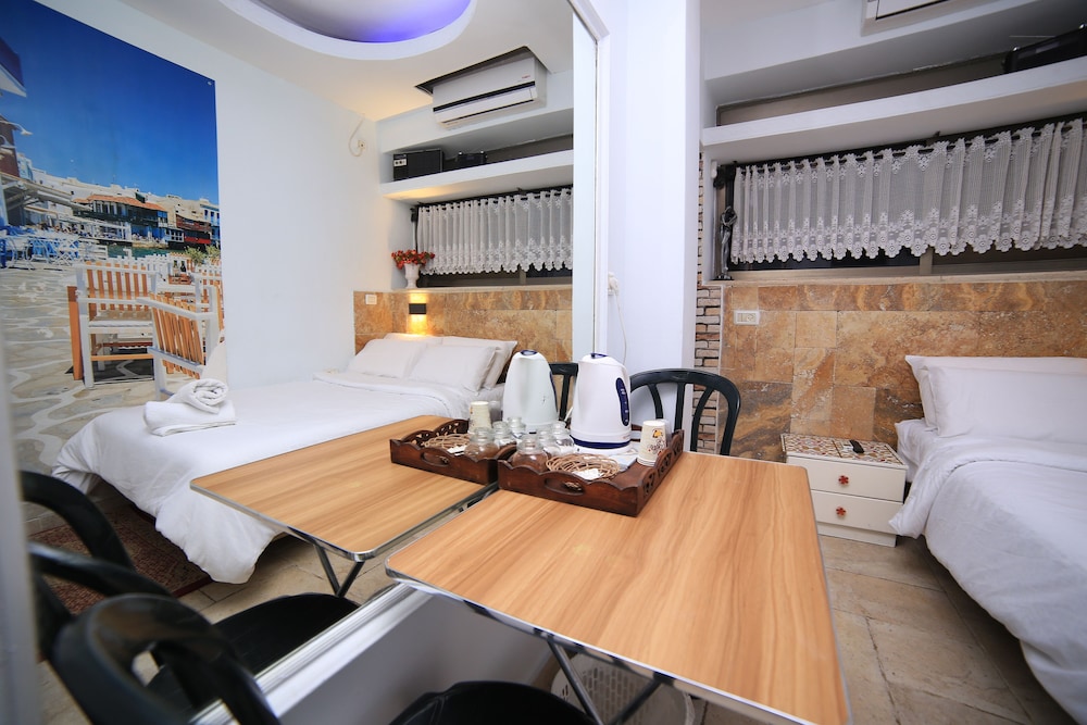 Business Room, 1 Bedroom, Non Smoking, Garden View photo 3
