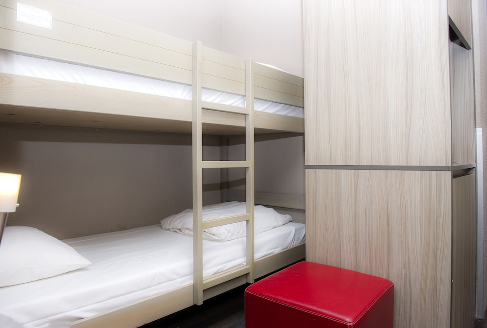Quadruple Room photo 2