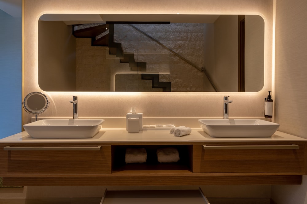 Premium Apartment, 1 Bedroom, Pool Access - Photo 7