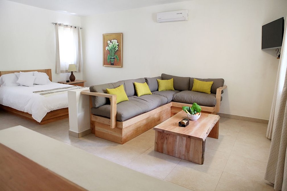 Classic Suite, 1 Bedroom, Accessible, Garden View photo 1