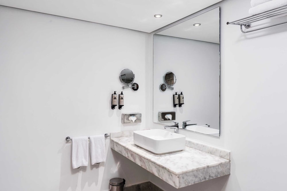 Family Duplex (Suite) - Photo 9