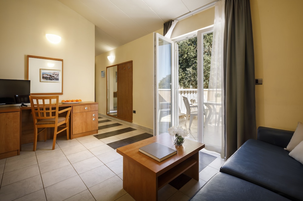 Standard Apartment, 1 Bedroom - Photo 2