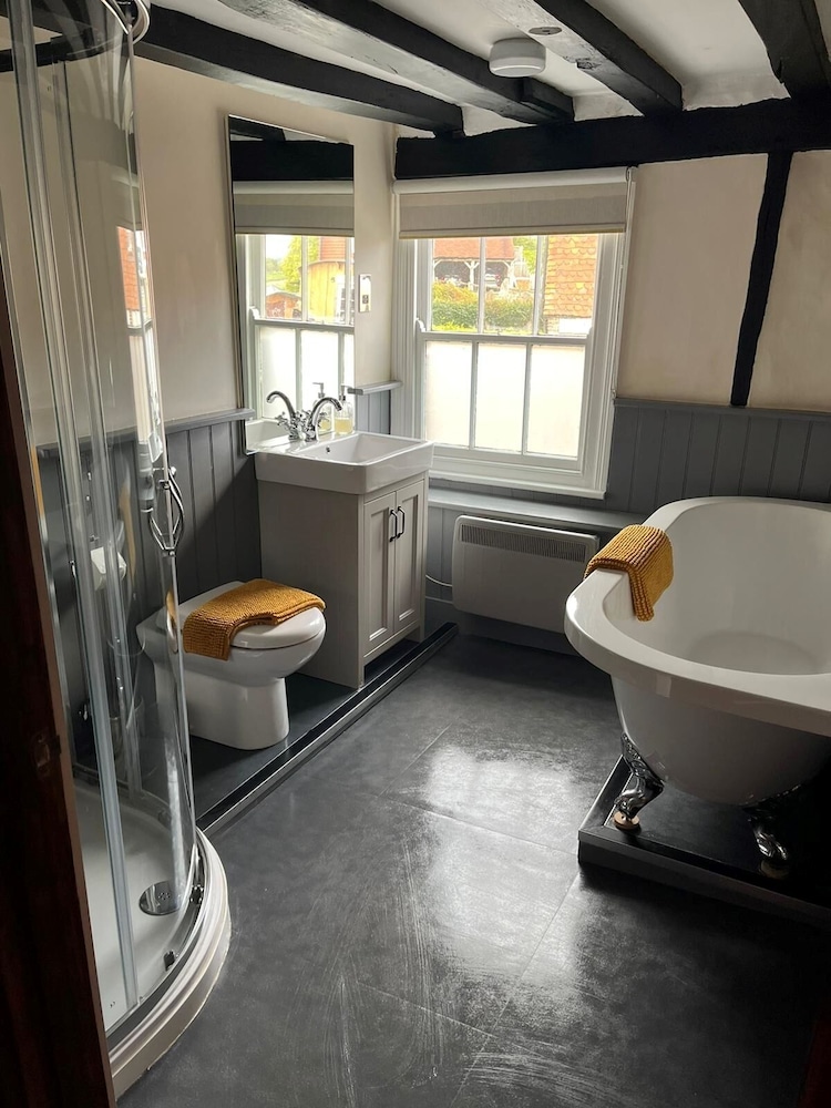 Superior Double Room (Waterfields) photo 2