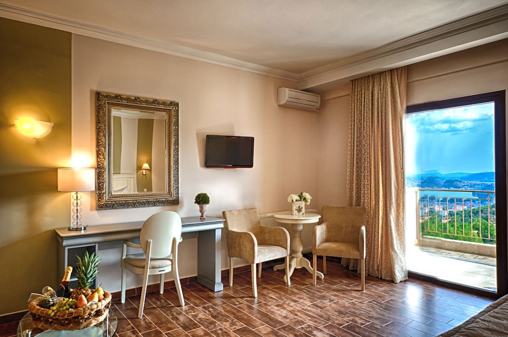 Superior Double or Twin Room photo 1