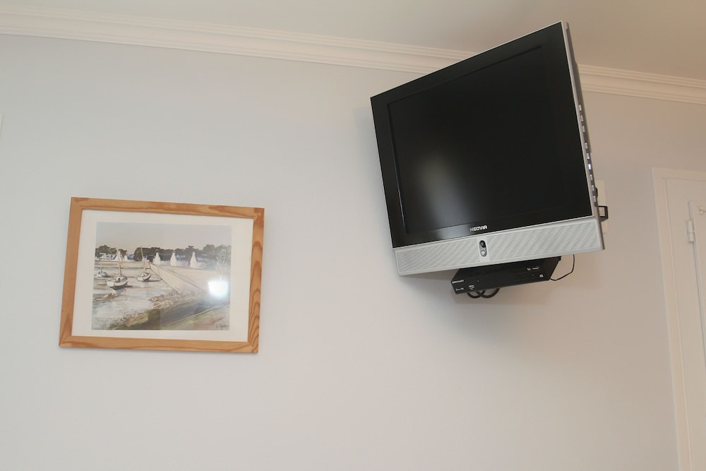 Double Room, 1 Queen Bed, Courtyard View photo 2