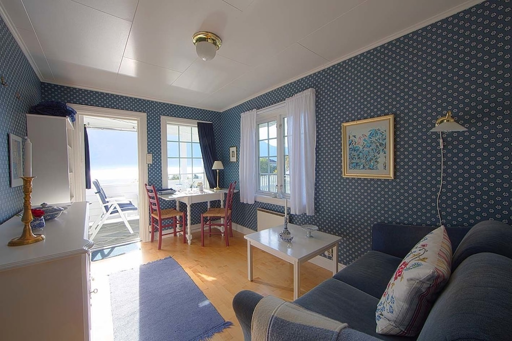 Superior Double or Twin Room photo 3