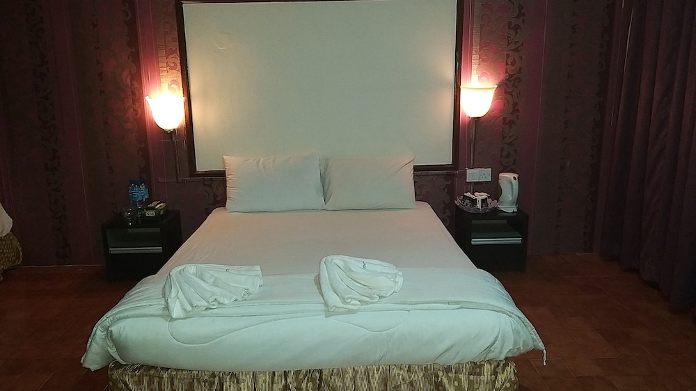 Family Room - Photo 9