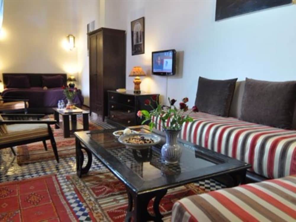 Senior Suite, 1 Bedroom, Private Bathroom (Tahar Ben Jelloun) photo 2