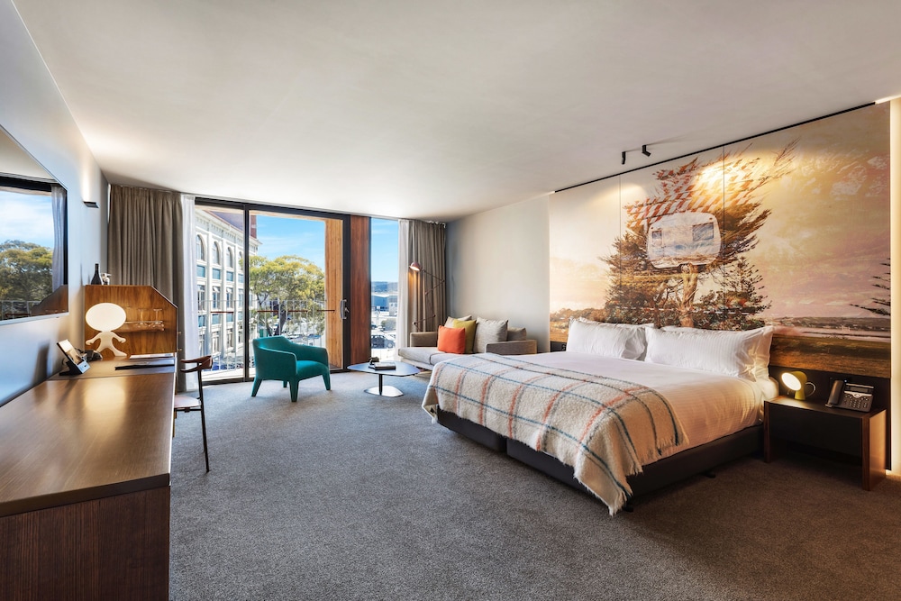Superior Room, 1 King Bed, Accessible
