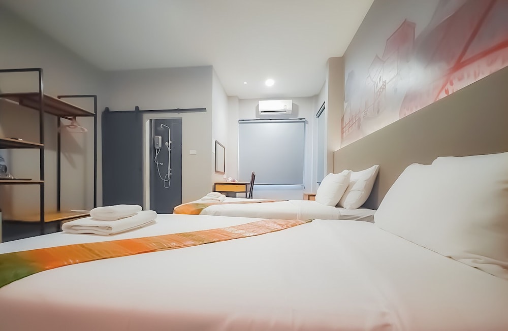 Standard Double or Twin Room - Photo 1