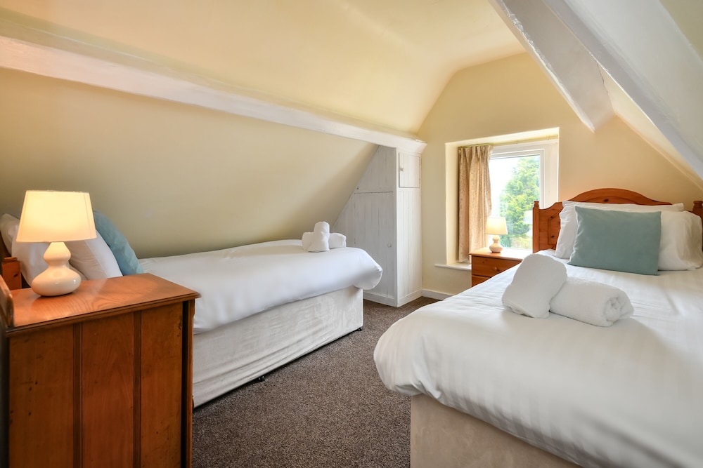 Family Suite, 2 Bedrooms photo 2