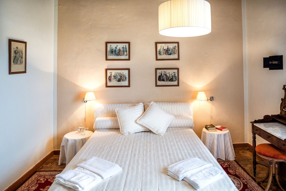 Classic Double Room, 1 Bedroom (Giallo)