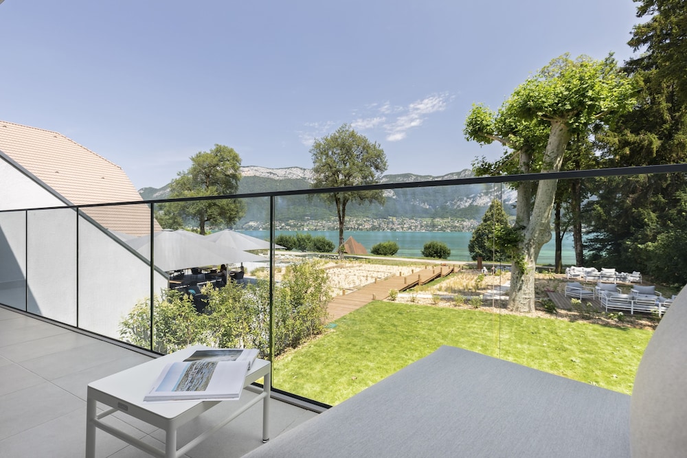 Junior Suite, Lake View