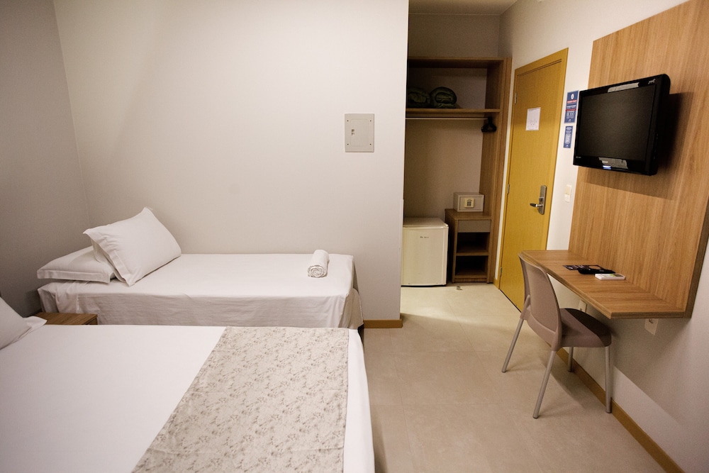 Standard Triple Room photo 2