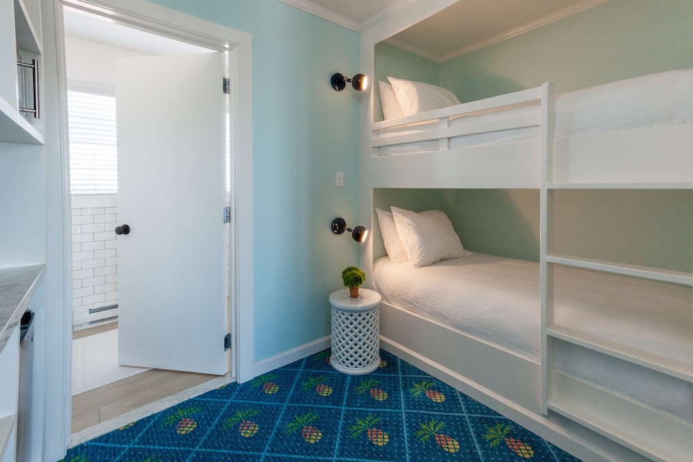 Room (Garden Bunk Shack) photo 2