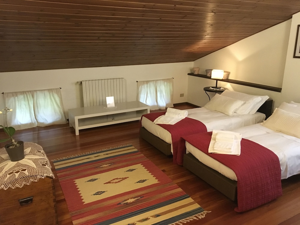 Suite, Connecting Rooms photo 1